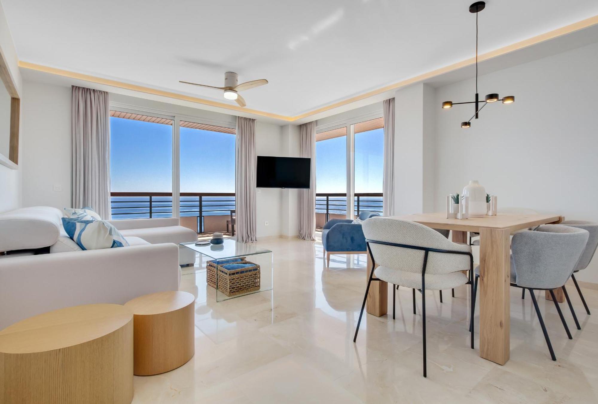 Santa Clara Modern & Exclusive Seafront Apartment Torremolinos Exteriér fotografie