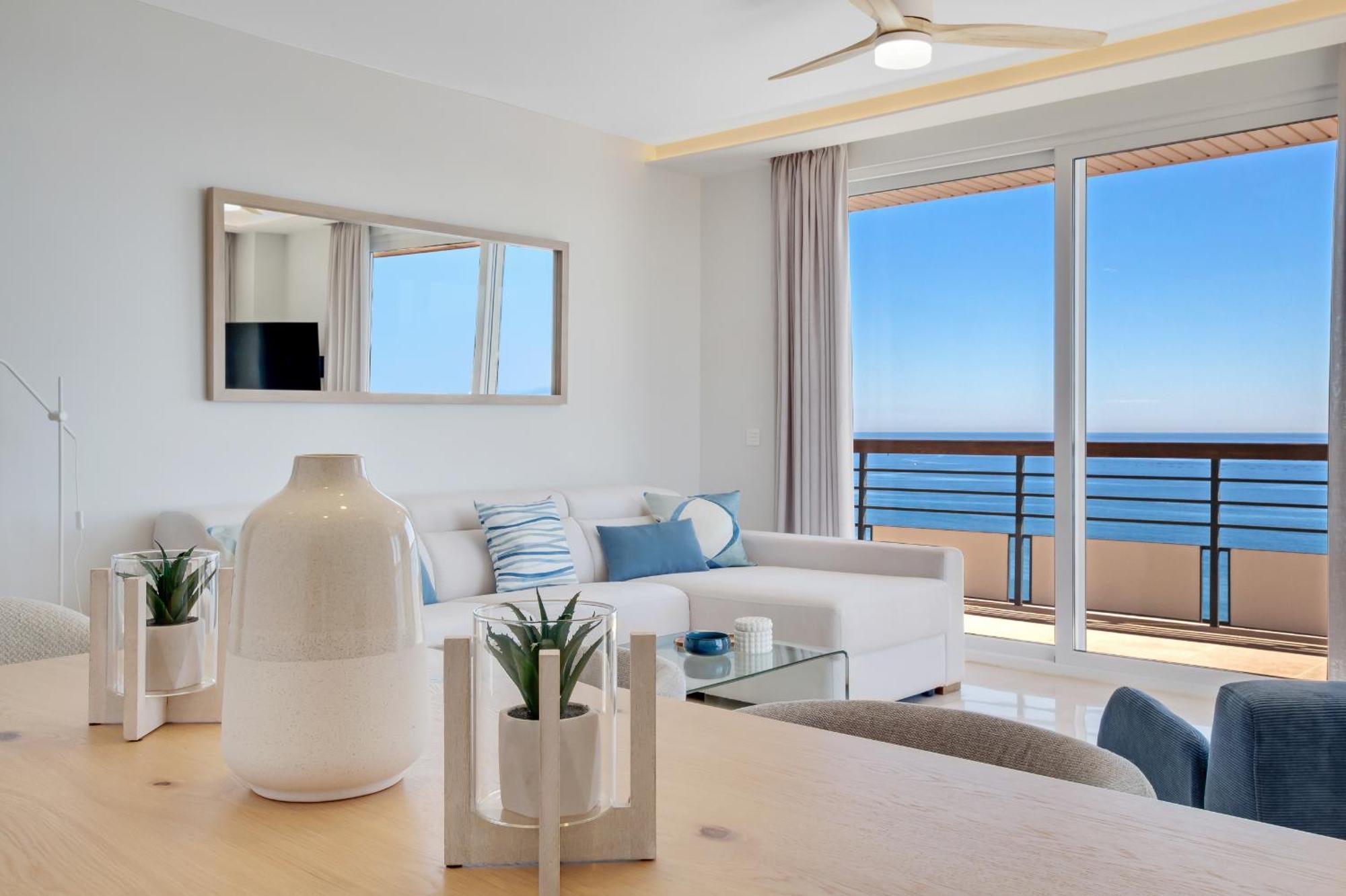 Santa Clara Modern & Exclusive Seafront Apartment Torremolinos Exteriér fotografie
