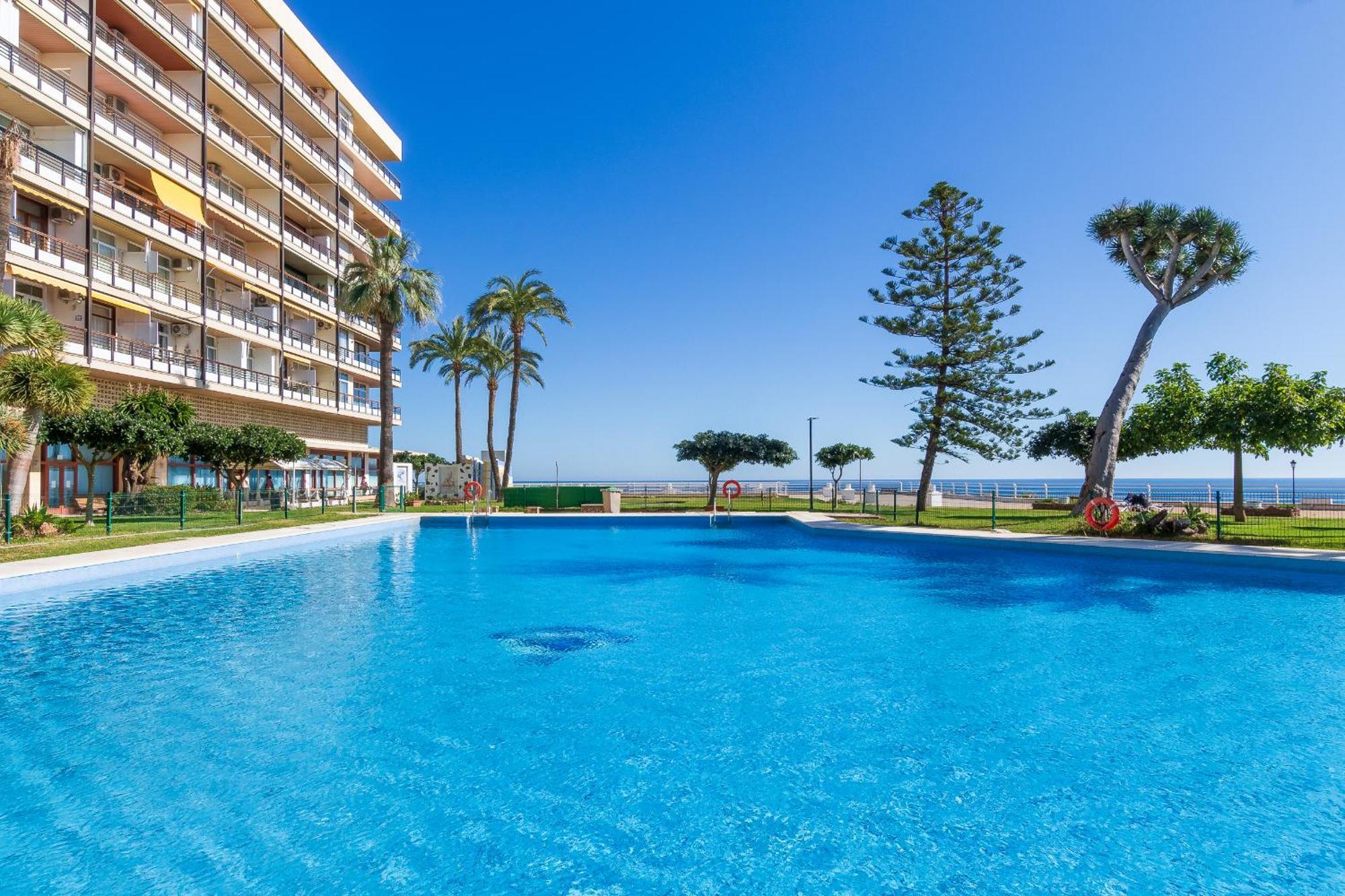 Santa Clara Modern & Exclusive Seafront Apartment Torremolinos Exteriér fotografie