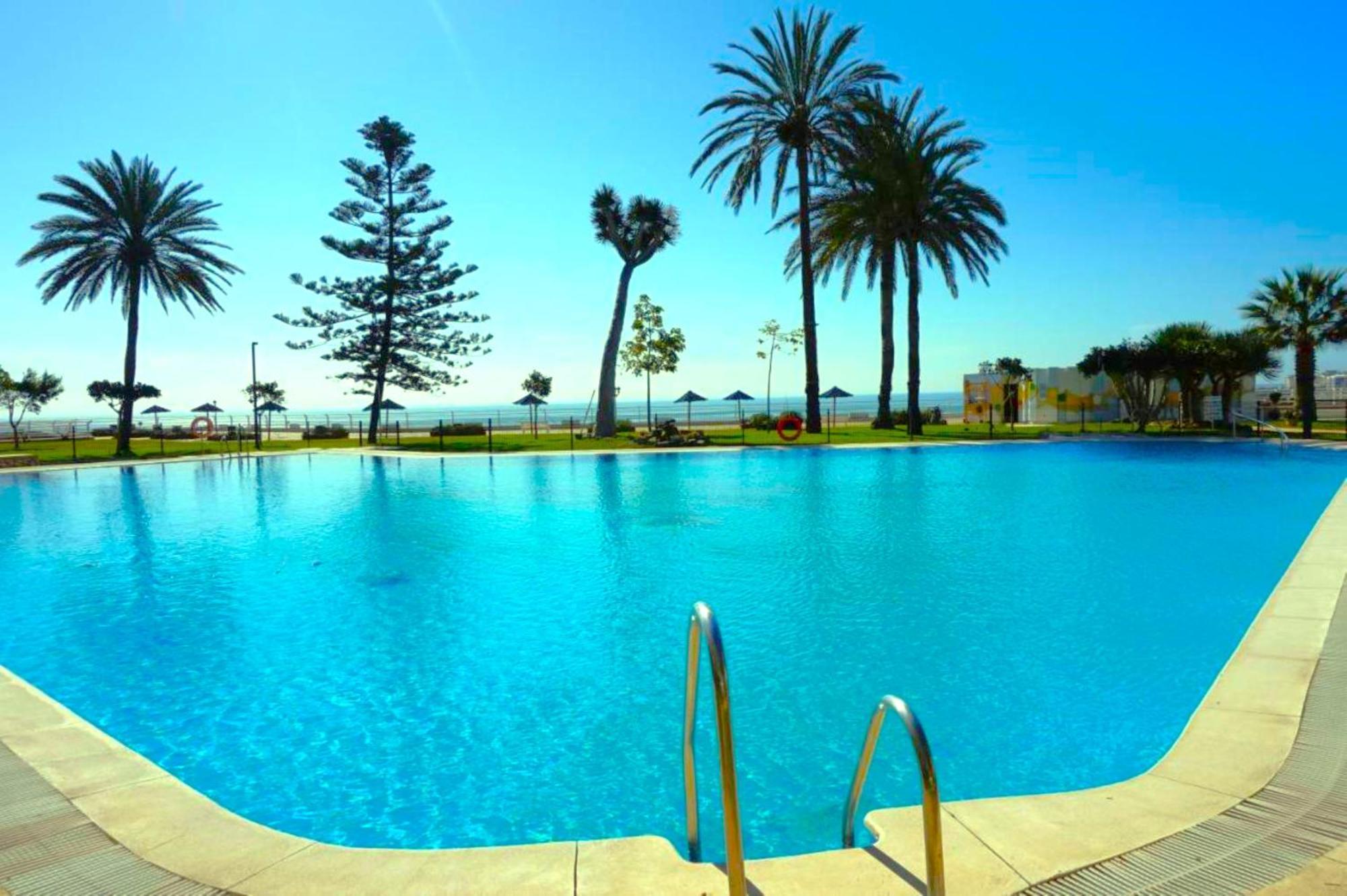 Santa Clara Modern & Exclusive Seafront Apartment Torremolinos Exteriér fotografie